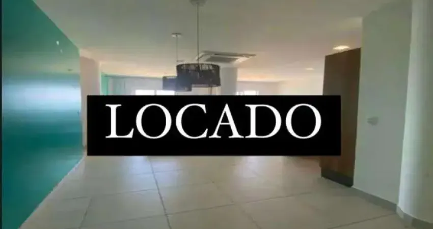 Apartamento térreo, frente mar, 3/4 sendo 1 suíte com closet. Arembepe