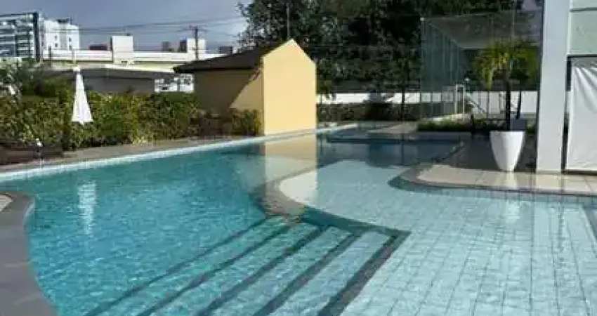 Casa 4/4 sendo 2 suítes á venda em Condomínio fechado- Vilas do Atlântico