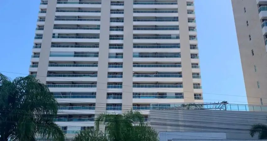 APARTAMENTO MOBILIADO NO COCÓ, TRES SUITES, ANDAR ALTO