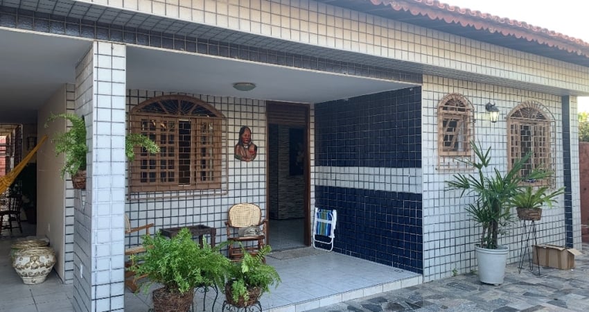 Casa com 4 quartos à venda na Rua Tarcísio Bonfim, 95, Papicu, Fortaleza