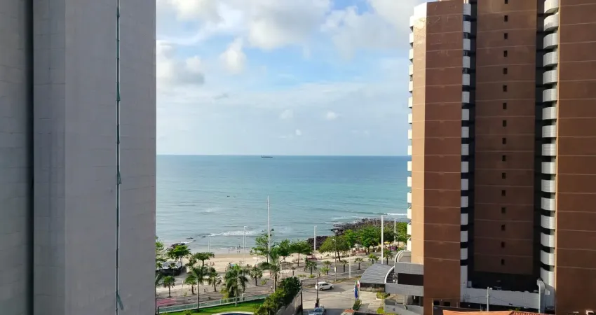 Apartamento VISTA MAR à venda no melhor do Meireles, com 2 quartos.