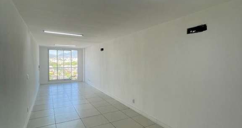 Sala comercial com 1 sala à venda na Estrada dos Bandeirantes, 470, Taquara, Rio de Janeiro