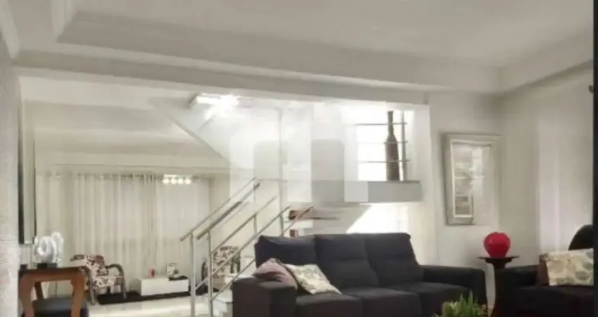 Casa de luxo na vila gomes cardim, são paulo-sp: 4 quartos, 3 suítes, 3 salas e 5 vagas de garagem!