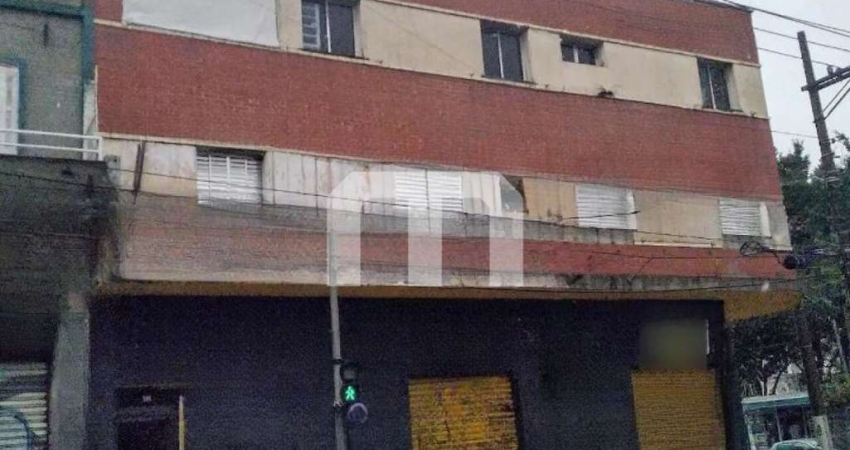 Prédio comercial e  residencial á venda na Mooca com 534 metros, 2 salões, 3 apartamentos.