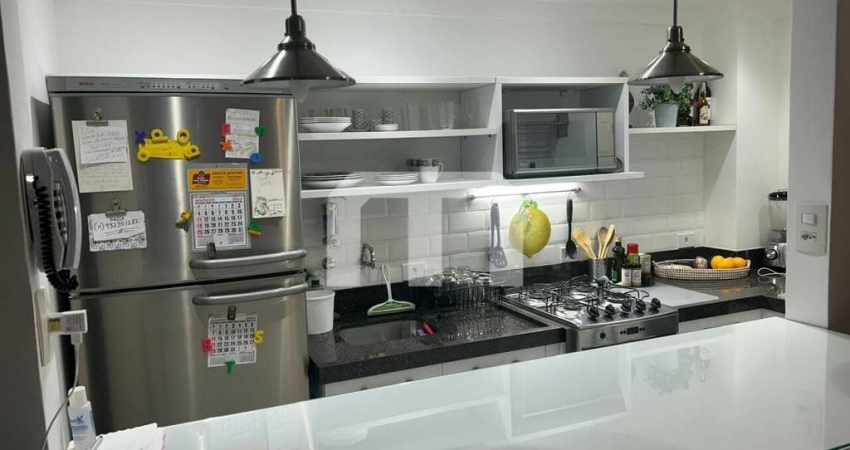APARTAMENTO TODO MOBILIADO EM MOEMA
