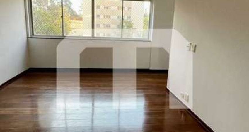 Apartamento com 85 m² Á.útil 3 dormitórios na Cerqueira Cezar