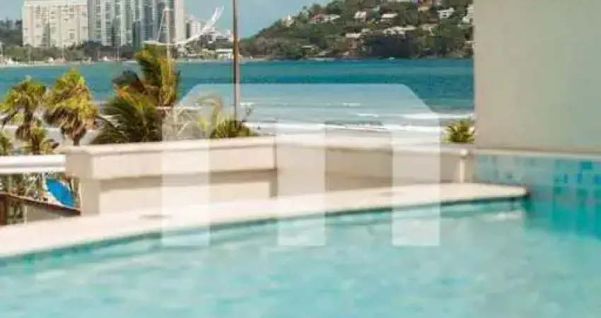 Cobertura de luxo na enseada, guarujá-sp: 3 quartos, 2 suítes, 4 salas, 3 vagas de garagem, 237m²