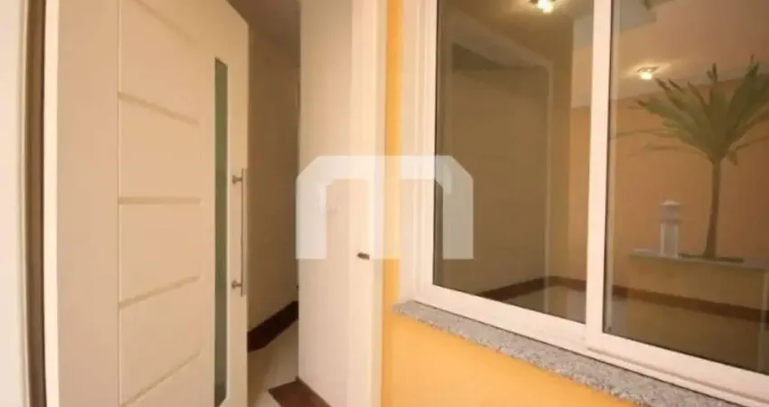 Venda  sobrado mobiliado em condomínio próximo mercado m. v.formosa