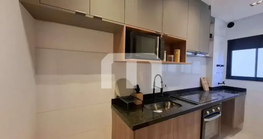 Apartamento a venda 29,00 m², 2 dormitórios, sala com sacada e área de serviço.
