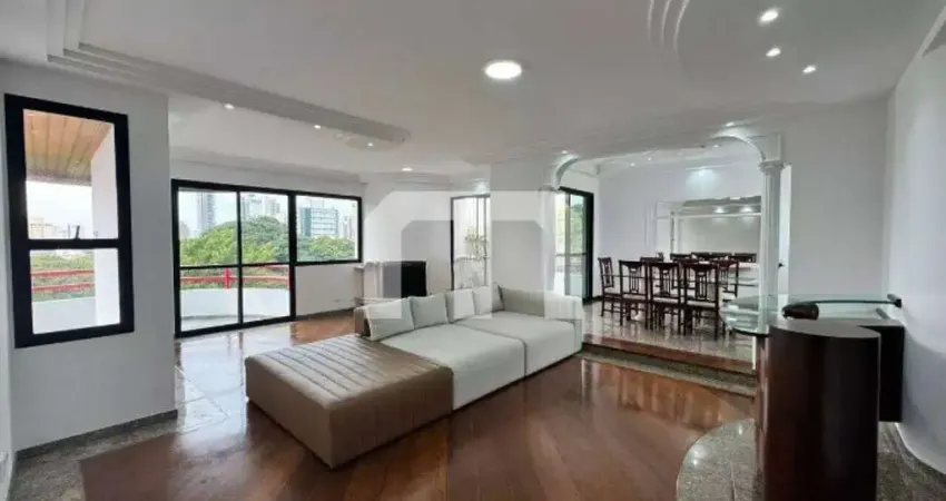 Apartamento 244 m² para venda ou locação, com 4 quartos, 3 suítes e 3 vagas .