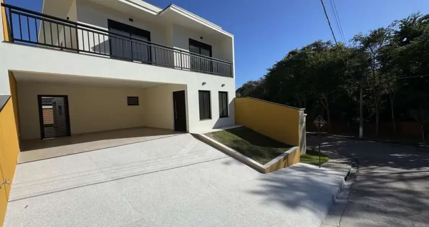 CASA À VENDA EM CONDOMÍNIO FECHADO - ENGORDADOURO, JUNDIAÍ-SP!