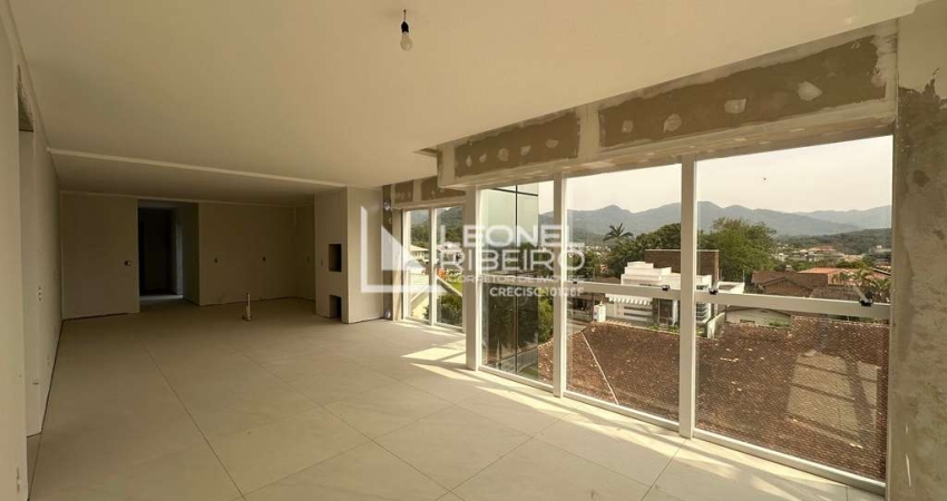 Apartamento à venda com 3 dormitórios suítes, 160,05 m² no bairro Das Capitais em Timbó-SC