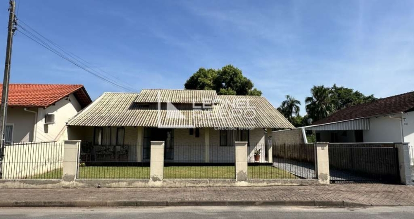 Casa com 3 dormitórios à venda no bairro Das Nações - Timbó/SC