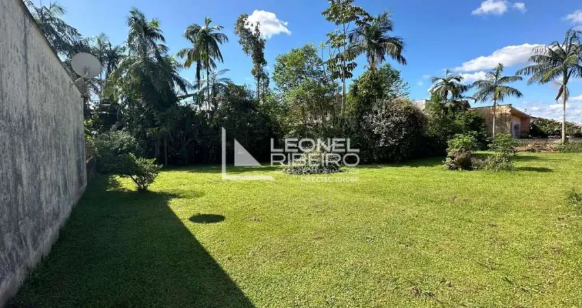 Terreno com 750 m², à venda no bairro Das Capitais em Timbó-SC