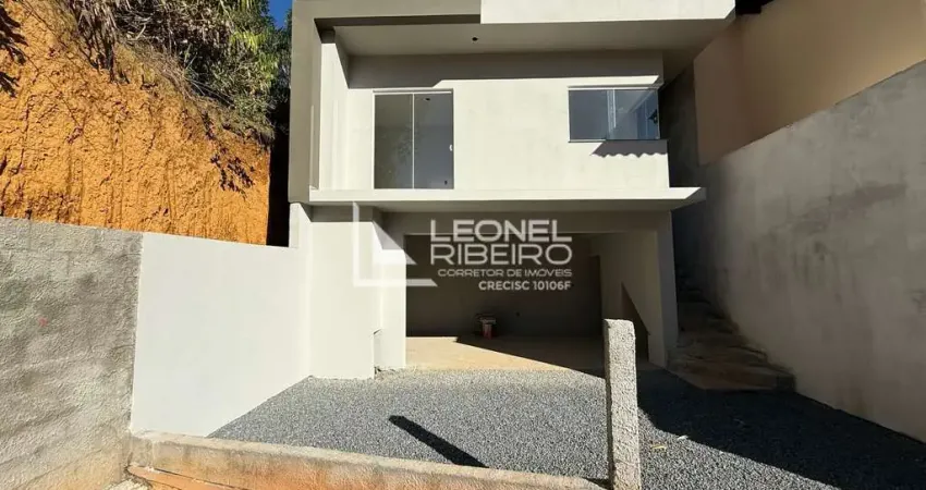 Casa com 2 dormitórios, 80,61 m² à venda no bairro Quintino em Timbó - SC