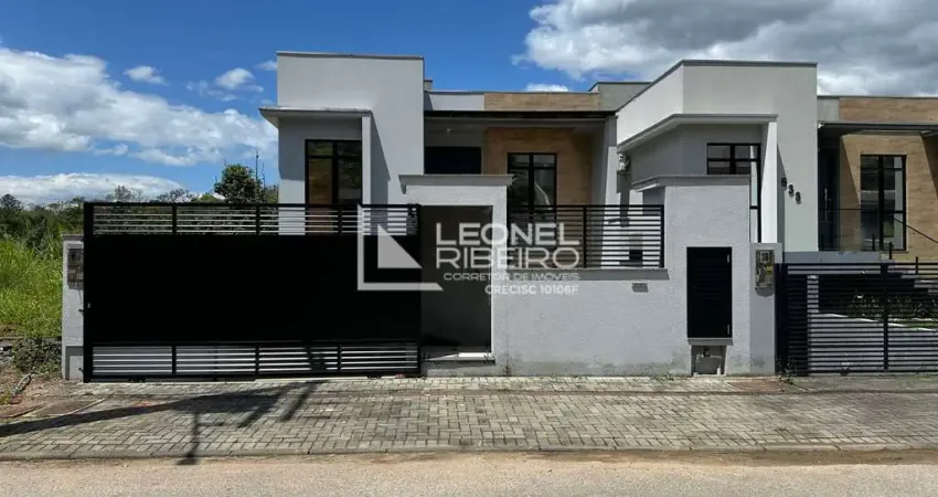 Casa à venda com 3 dormitórios, 180 m² no bairro imigrantes em timbó-sc.