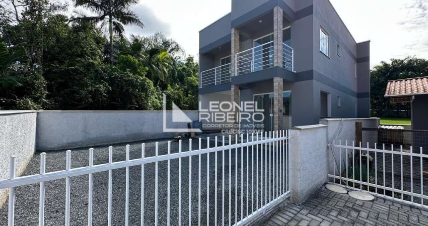 Casa com 3 dormitórios, 131,50 m² à venda no bairro Vila Germer em Timbó - SC