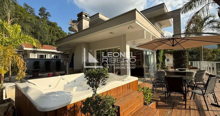Casa Alto Padrão com 3 dormitórios à venda, 217,54 m² no bairro Padre Martinho Stein em Timbó/SC
