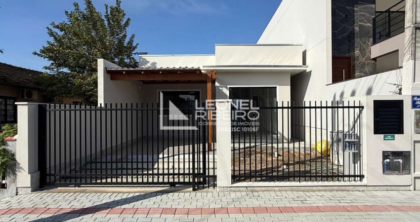 Casa com 2 dormitórios, 72 m² à venda no bairro Quintino em Timbó - SC