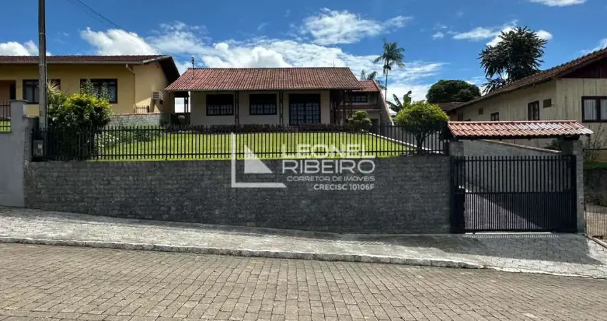 Casa com 3 dormitórios (1 suíte) à venda, 166,87 m² no bairro Quintino em Timbó/SC