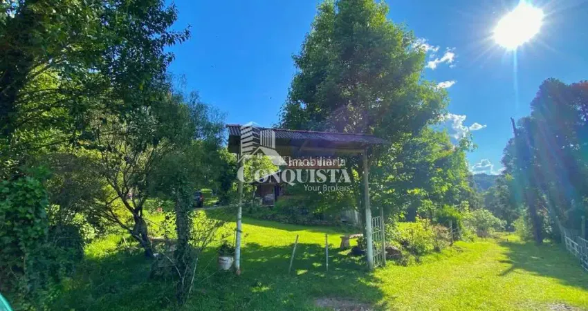 Chácara / sítio com 3 quartos à venda na Linha Susin, 134, Criúva, Caxias do Sul