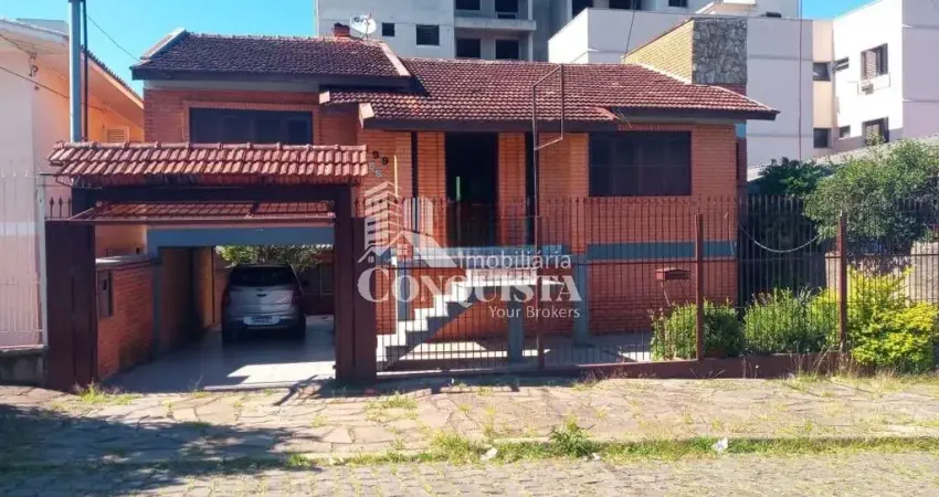 Casa com 3 quartos à venda na Rua Nicola Mariani, 899, Universitário, Caxias do Sul