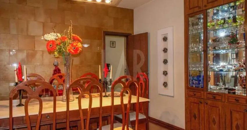 Casa à venda, 5 quartos, 1 suíte, 4 vagas, Santa Lúcia - Belo Horizonte/MG