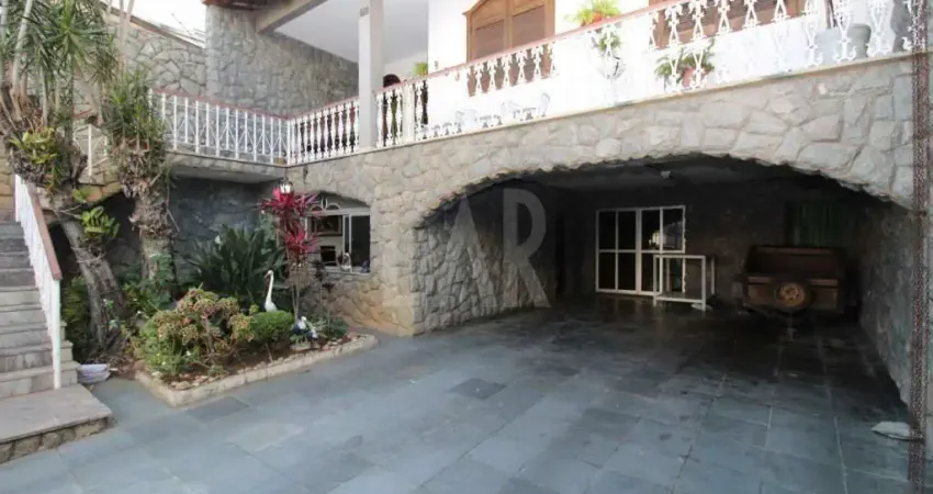 Casa à venda, 5 quartos, 1 suíte, 4 vagas, Concórdia - Belo Horizonte/MG