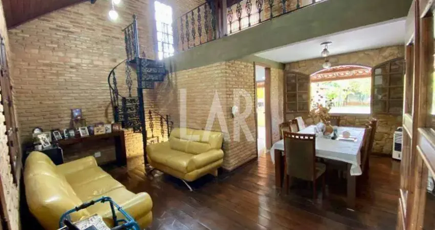 Casa à venda, 4 quartos, 1 suíte, 5 vagas, Bandeirantes (Pampulha) - Belo Horizonte/MG
