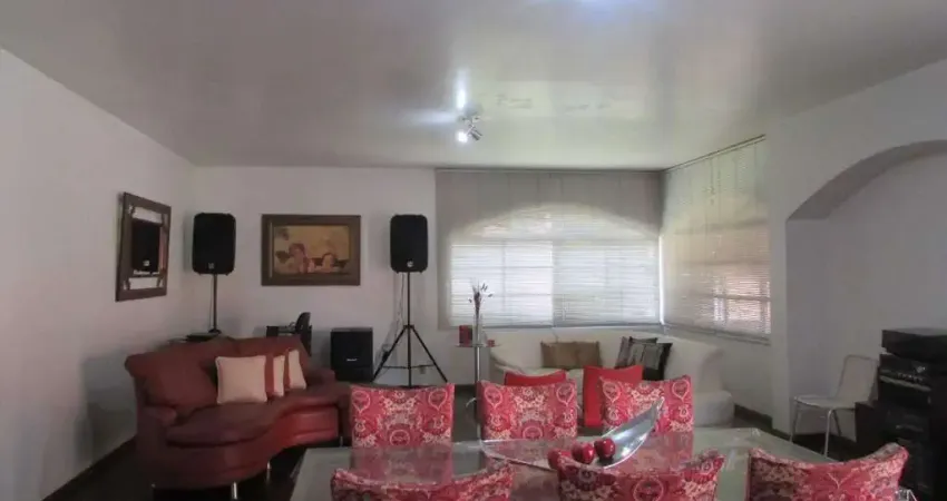 Casa à venda, 4 quartos, 2 suítes, 10 vagas, Bandeirantes (Pampulha) - Belo Horizonte/MG