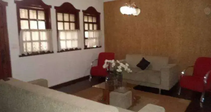 Casa para aluguel, 4 quartos, 1 suíte, 4 vagas, Castelo - Belo Horizonte/MG
