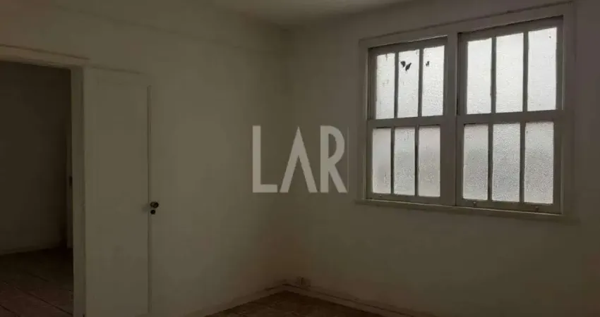 CONJUNTO DE SALAS- CENTRO