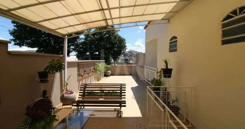 Casa à venda, 6 quartos, 1 suíte, 3 vagas, União - Belo Horizonte/MG