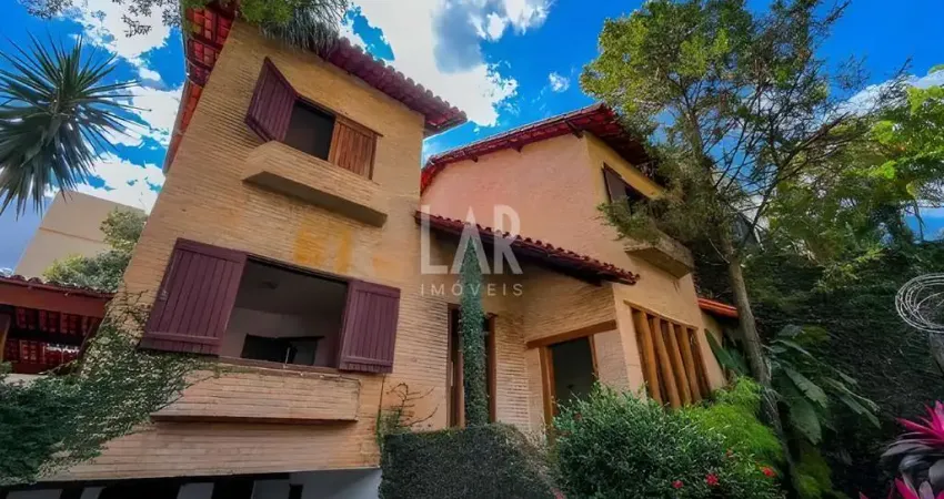 Casa à venda, 4 quartos, 1 suíte, 6 vagas, Castelo - Belo Horizonte/MG