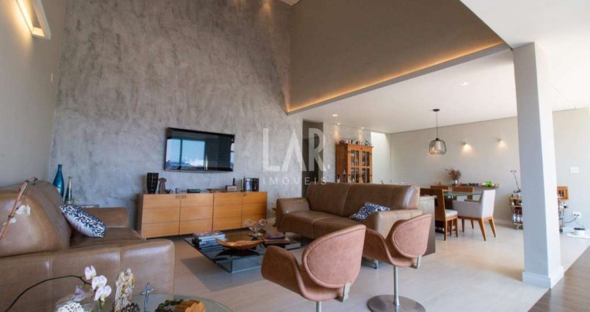 Casa em Condomínio à venda, 4 quartos, 1 suíte, 4 vagas, Mirante da Mata - Nova Lima/MG