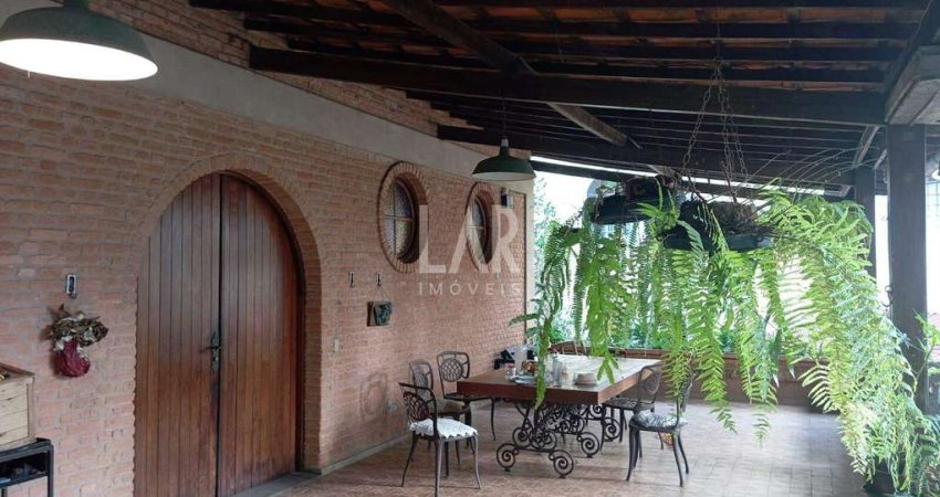 Casa à venda, 6 quartos, 3 suítes, 4 vagas, Cidade Nova - Belo Horizonte/MG