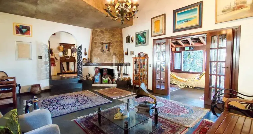 Casa à venda, 4 quartos, 2 suítes, 4 vagas, Mangabeiras - Belo Horizonte/MG