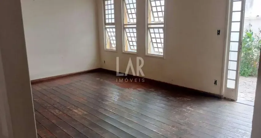 Casa com 3 quartos à venda na Rua Ubatuba, --, Nova Granada, Belo Horizonte