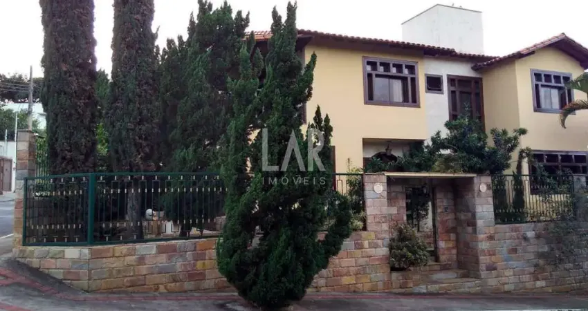 Casa em Condomínio à venda, 4 quartos, 2 suítes, 4 vagas, Planalto - Belo Horizonte/MG