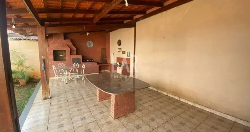 Casa à venda, 4 quartos, 1 suíte, 10 vagas, Camargos - Belo Horizonte/MG