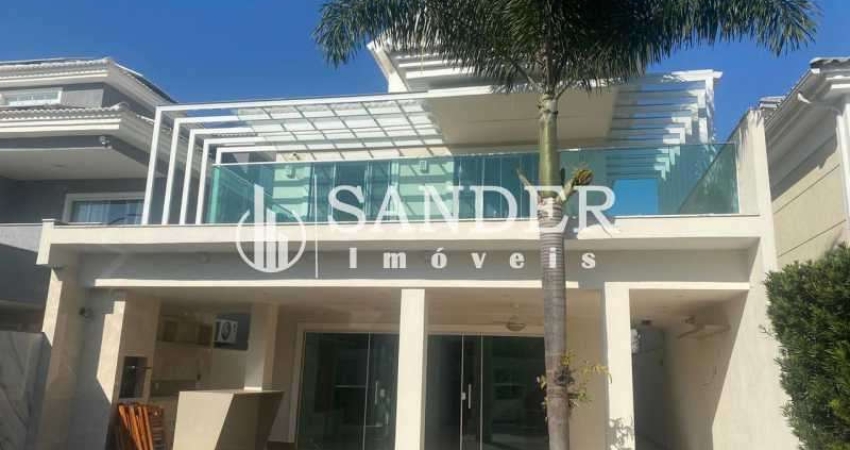 Casa em condomínio fechado com 5 quartos à venda na Estrada Vereador Alceu de Carvalho, Vargem Grande, Rio de Janeiro