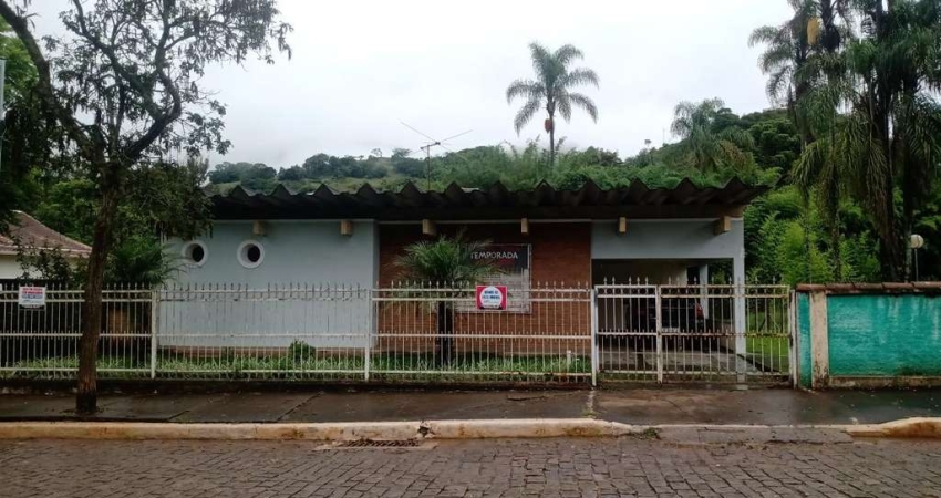 Chácara para Venda em Caldas, Pocinhos do Rio Verde, 4 dormitórios, 4 suítes, 1 banheiro, 15 vagas