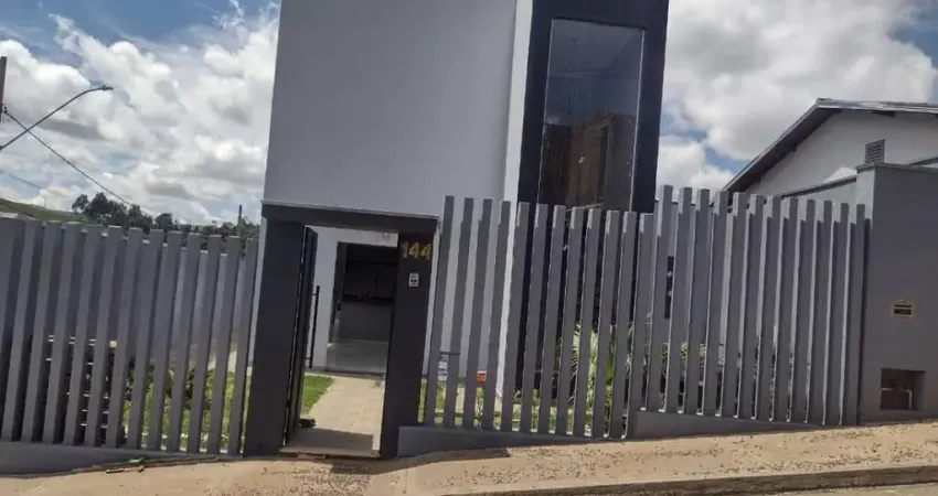 Casa para Venda em Santa Rita de Caldas, Vila Nova, 4 dormitórios, 2 suítes, 2 banheiros, 2 vagas