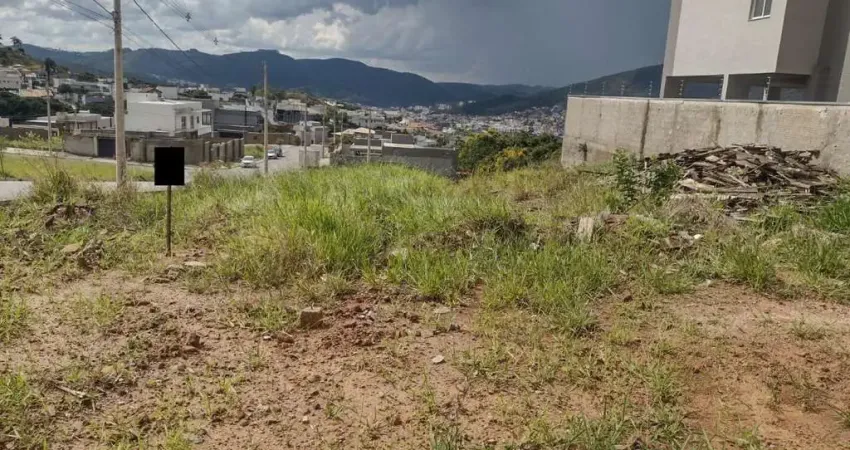 Terreno à venda no Santa Maria, Poços de Caldas 