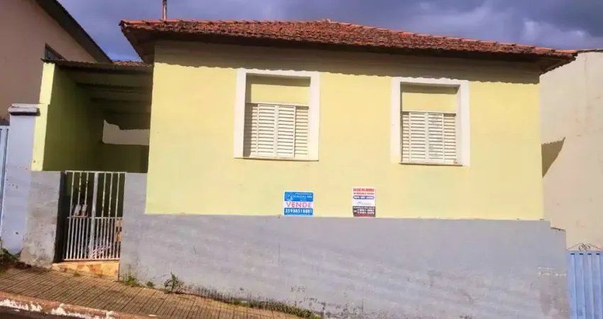 Casa para venda em caldas, centro, 2 dormitórios, 1 banheiro