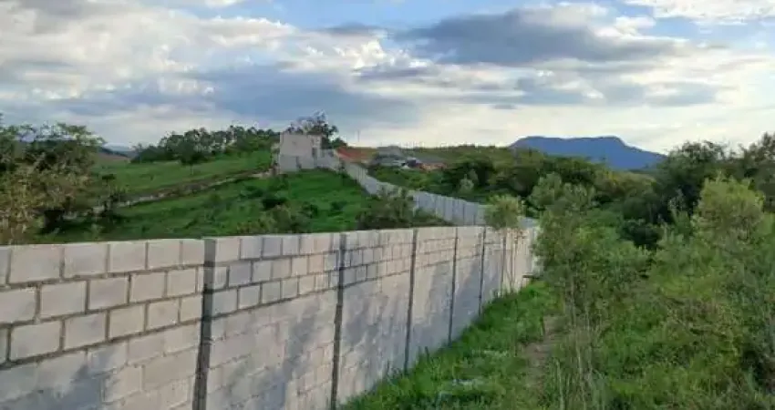 Chácara / sítio à venda no Estância Beija Flor, Caldas 
