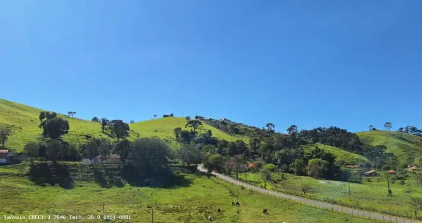 Chácara / sítio à venda na Zona Rural, Caldas 
