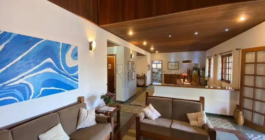 Casa com 4 Quartos, 309 m² - venda por R$ 1.200.000 ou aluguel por R$ 9.018/mês - Chácara Represinha - Cotia/SP