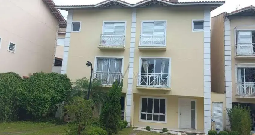Casa com 3 dormitórios à venda, 146 m² por R$ 640.000,00 - Vila Santo Antônio do Portão - Cotia/SP