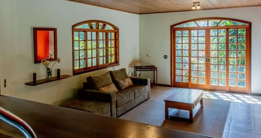 Casa com 6 quartos, 492 m² - venda por R$ 1.349.000 ou aluguel por R$ 19.333/mês